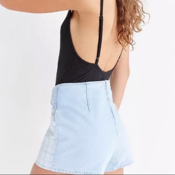 UO BDG Emmy tie front shorts high rise mom shorts - Picture 8 of 8